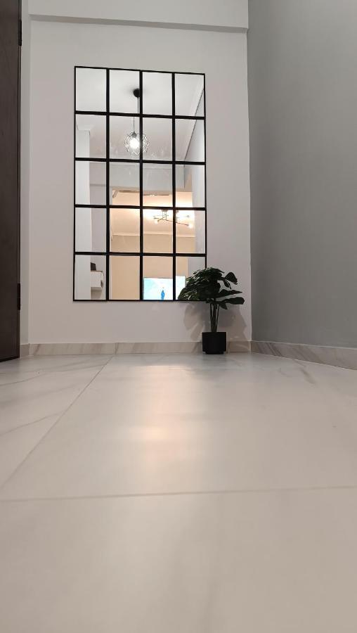 Apartment Comfort Corner 75sm 100mbs *