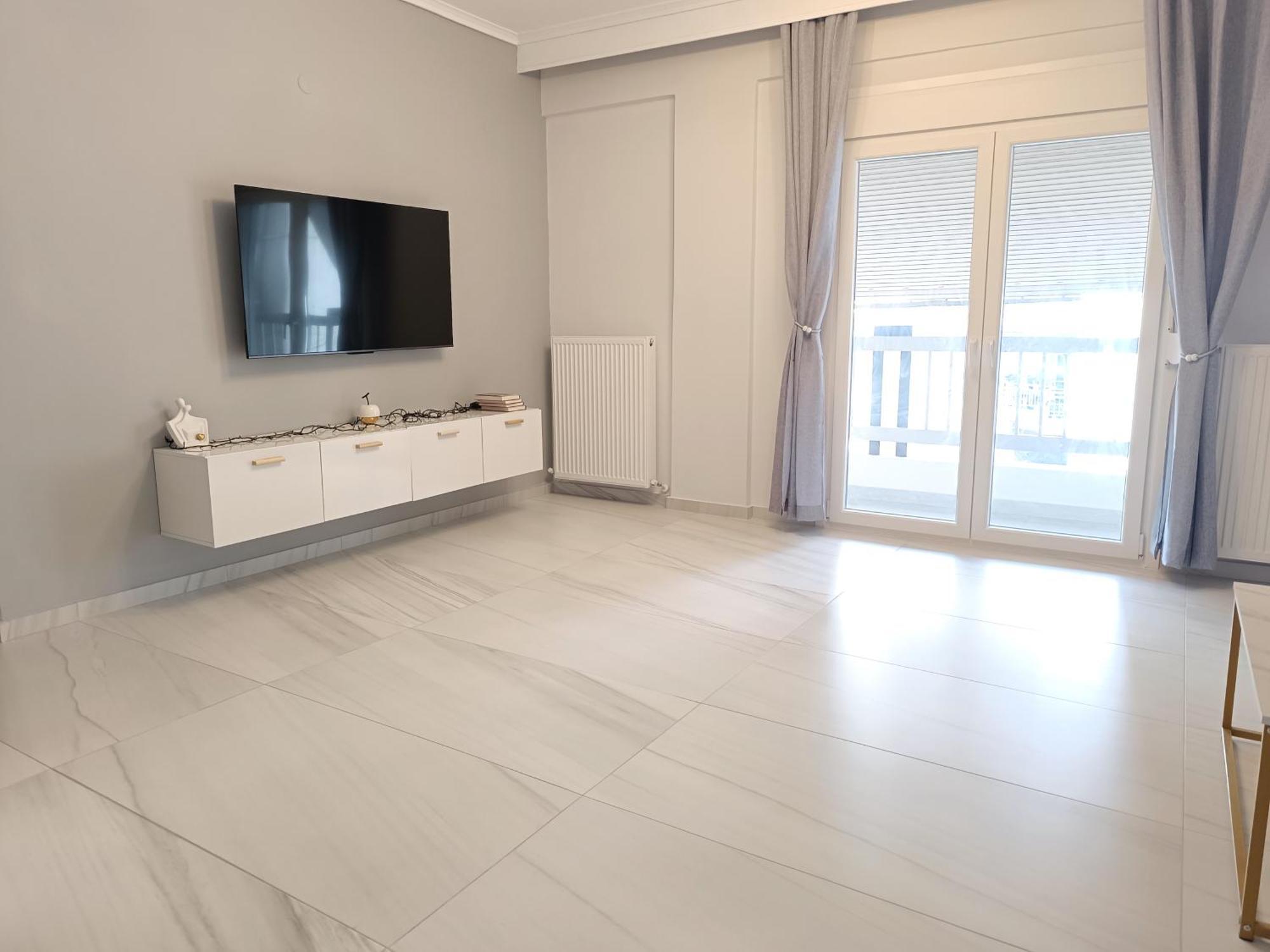 Comfort Corner 75sm 100mbs Thessaloniki